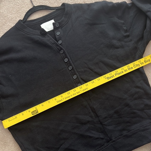 Citizens of Humanity Cora Henley Sweatshirt Black - Picture 12 of 13